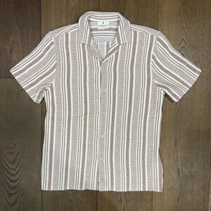 Larsson & Co. Men's Textured Stripe Short Sleeve Shirt